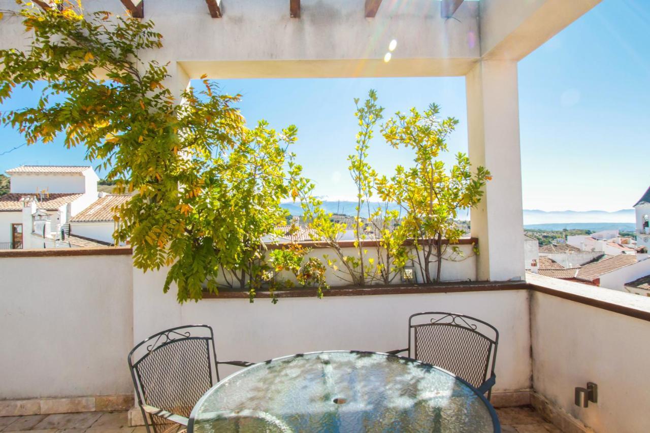 Apartamentos Turisticos Aguas De Víznar Zimmer foto